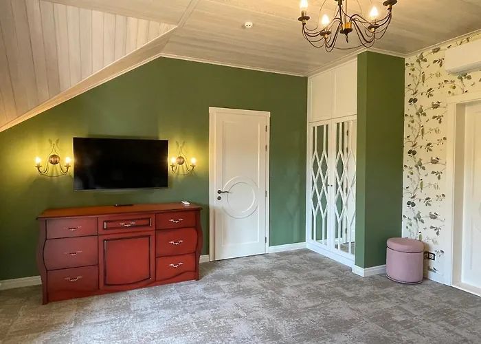 Winegarden * Munkács